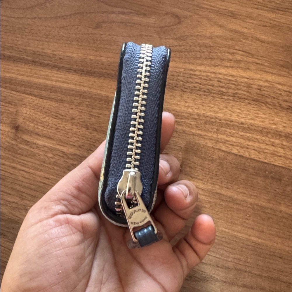 Coach wallet - Picture 6 of 11
